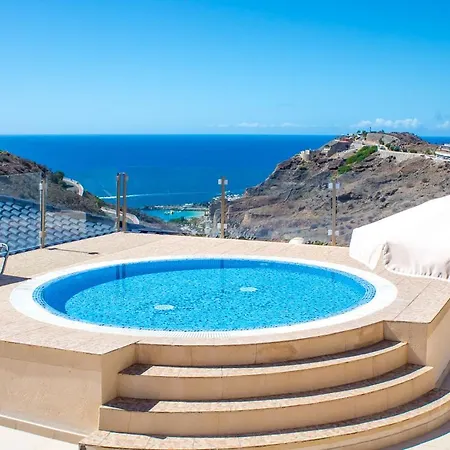 Alzado Amadores Apartment *