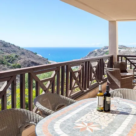 Alzado Amadores Apartment *